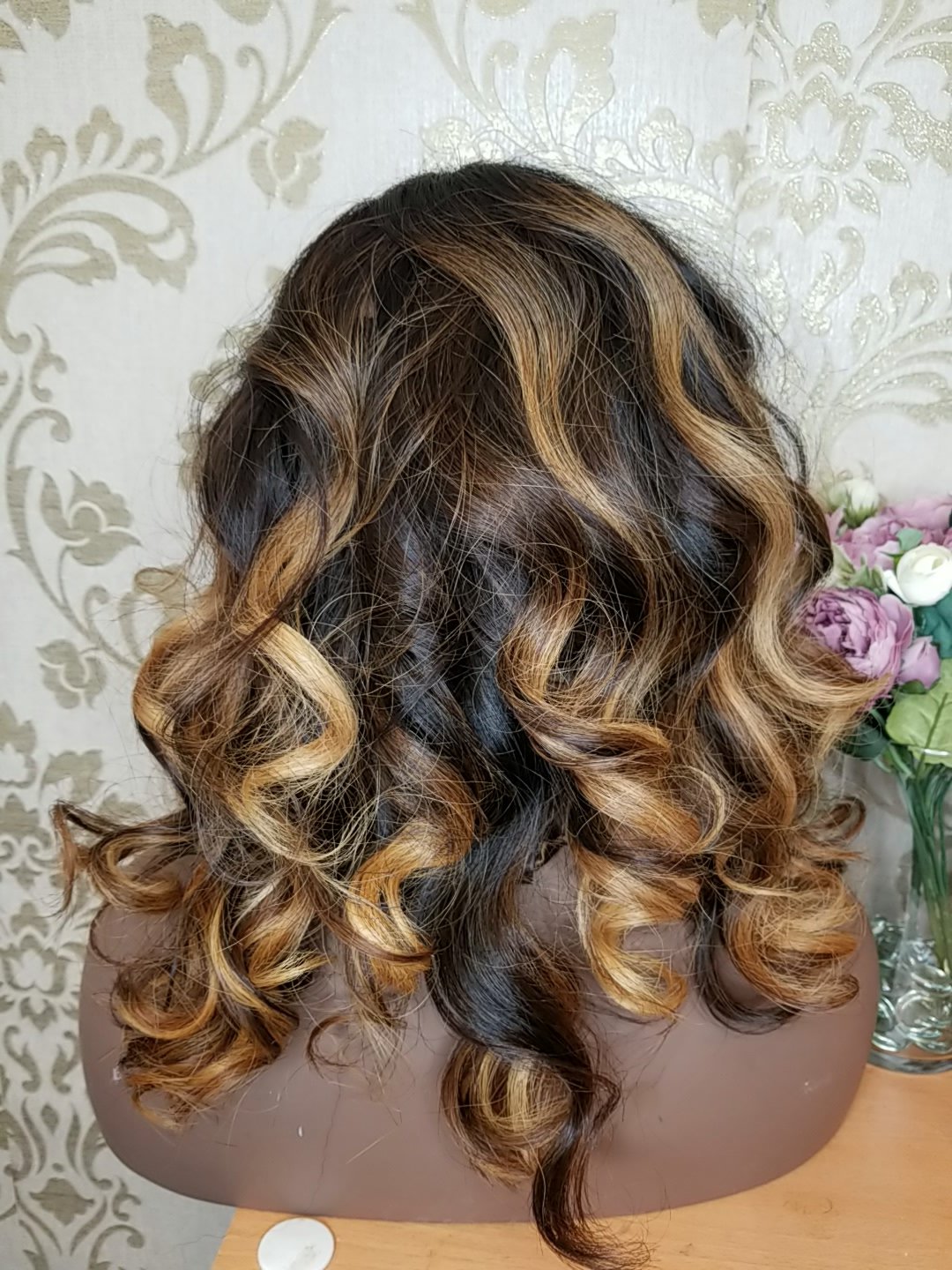 Reneice Raw Wand Curled/ Highlighted Unit